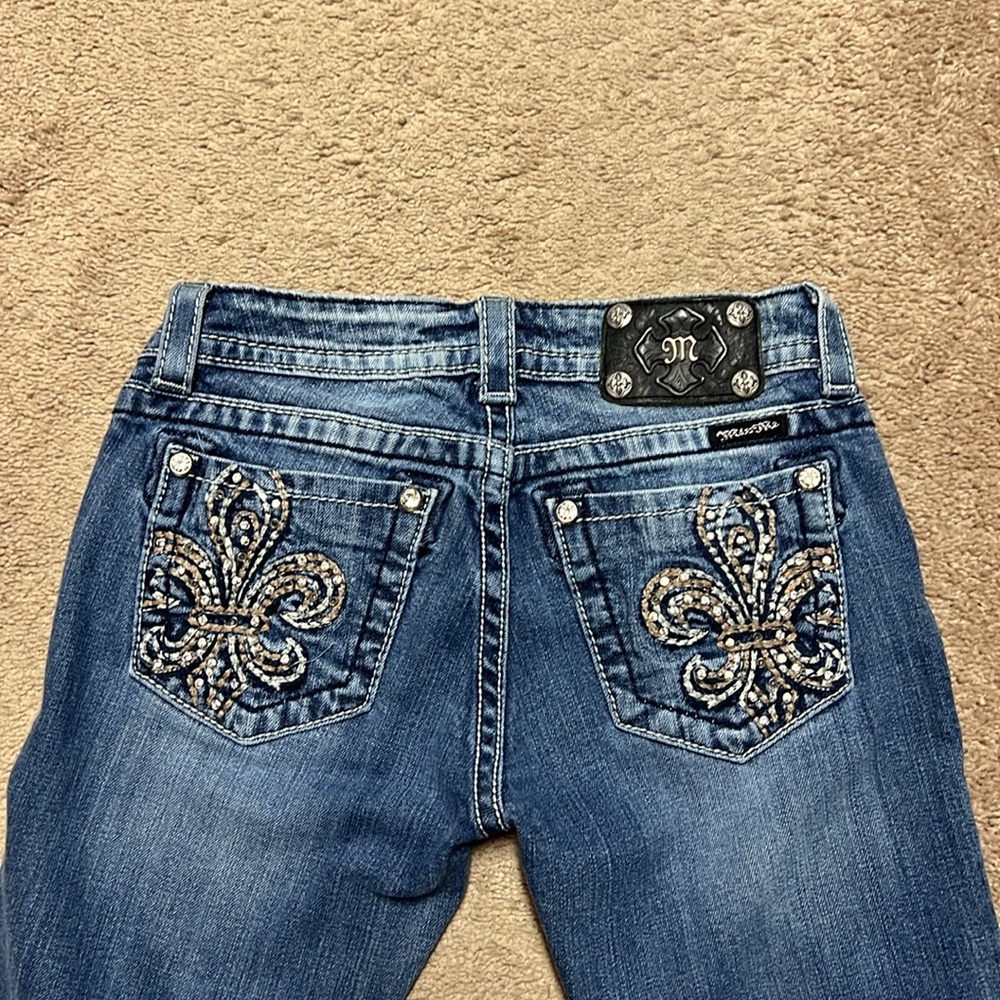 Miss Me Low Rise Boot Cut - Picture 4 of 5